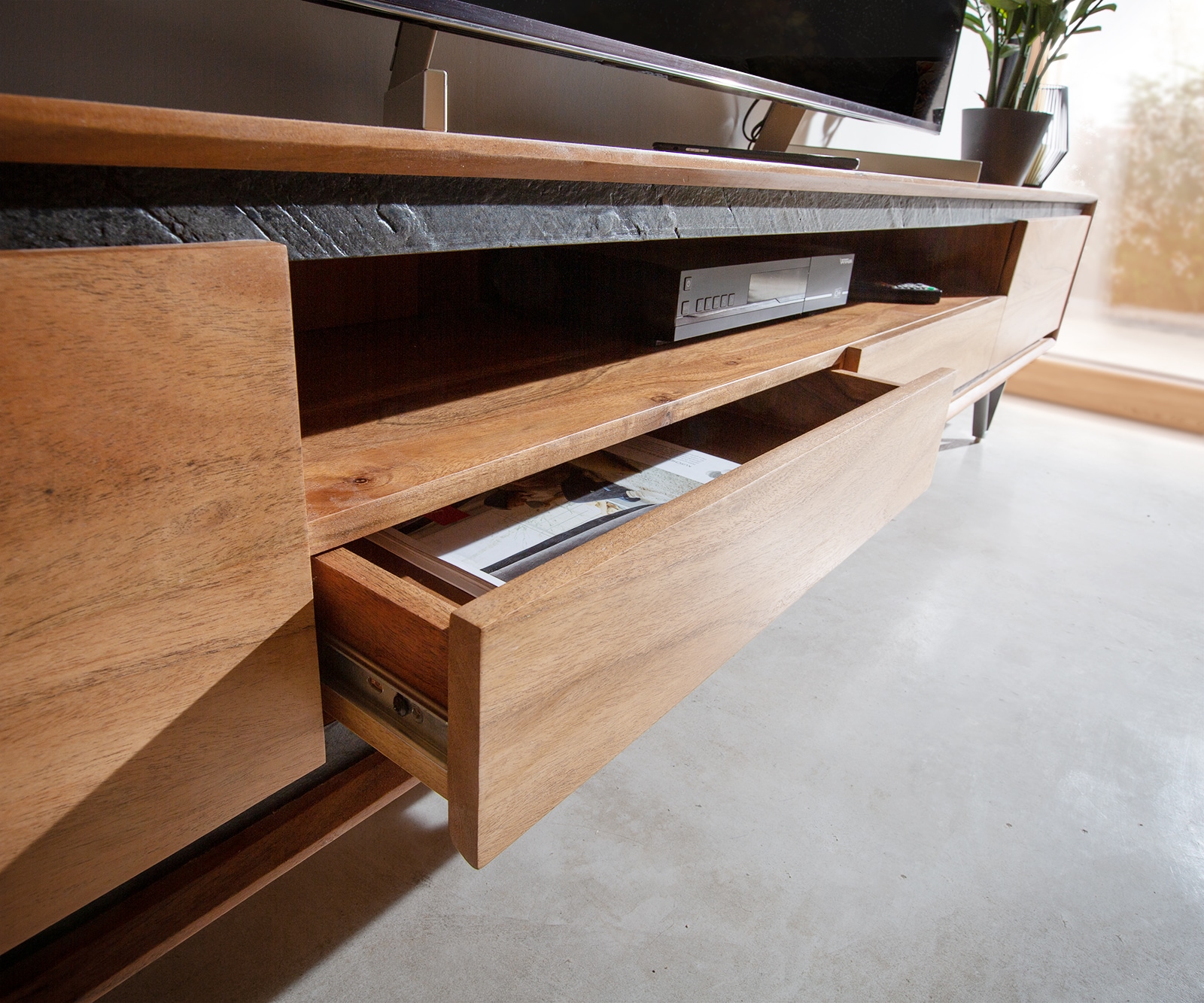 Нисък шкаф 240 cm Акация Натурал 2 Врати 1 Рафт 2 Чекмеджета каменен фурнир V-Крак Stonegrace 3 Нисък шкаф 240 cm Акация Натурал 2 Врати 1 Рафт 2 Чекмеджета каменен фурнир V-Крак Stonegrace 3