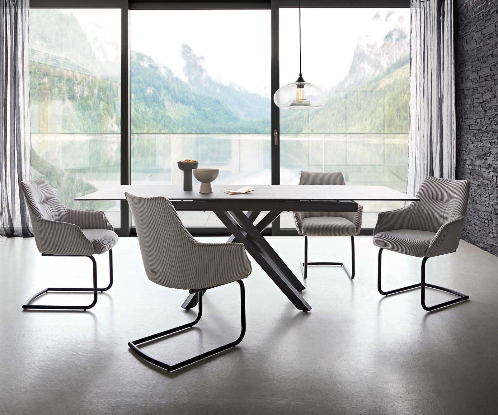 Люлеещ стол с подлакътници Корд Сребристо сив Конзолен крак кръгъл Черен Покет пружина Alja-Flex 3 Люлеещ стол с подлакътници Корд Сребристо сив Конзолен крак кръгъл Черен Покет пружина Alja-Flex 3