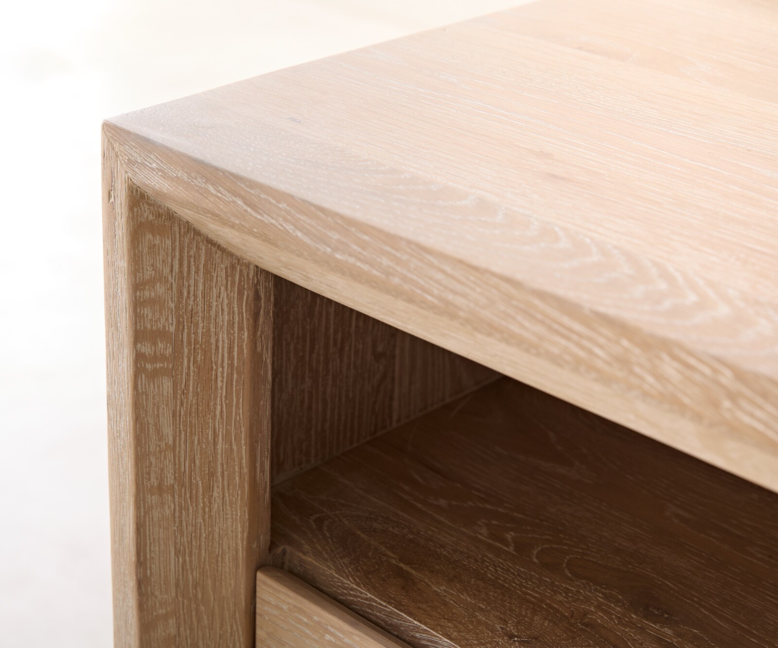 Бюфет Assuan 175 cm Варовиков дъб 4 врати 1 отделение 6