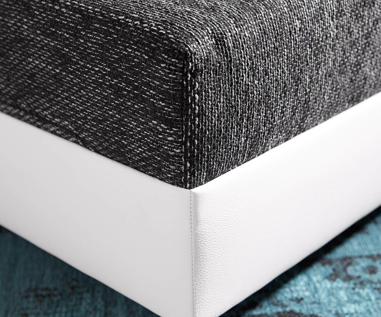 Табуретка B98 x T83 Бял Черен Модулен Дамаска Clovis 5