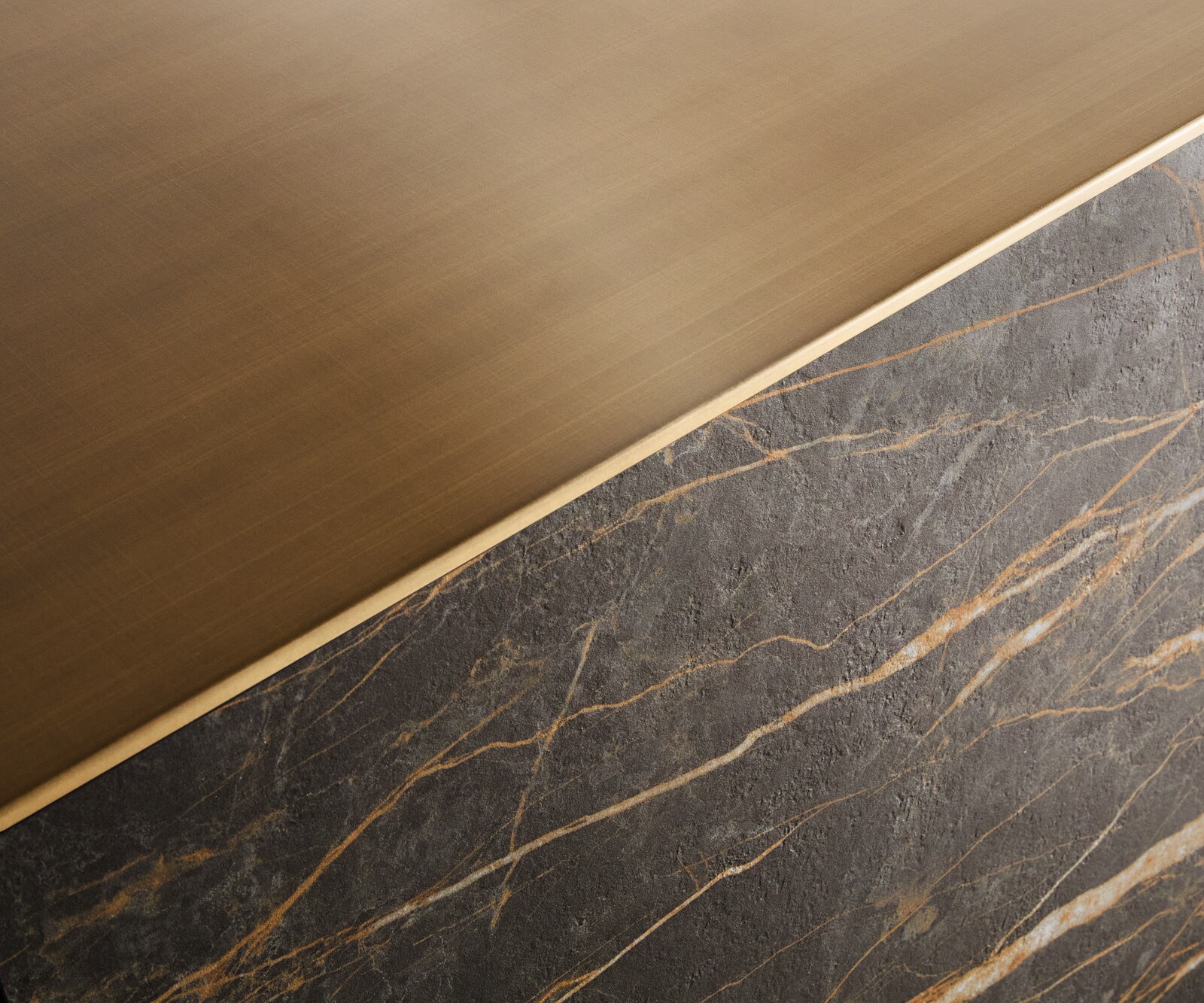 Шкаф Yori 200 cm Metallic Gold 2 врати 3 чекмеджета Ceramic Laminam®Noir Desir Brown 5