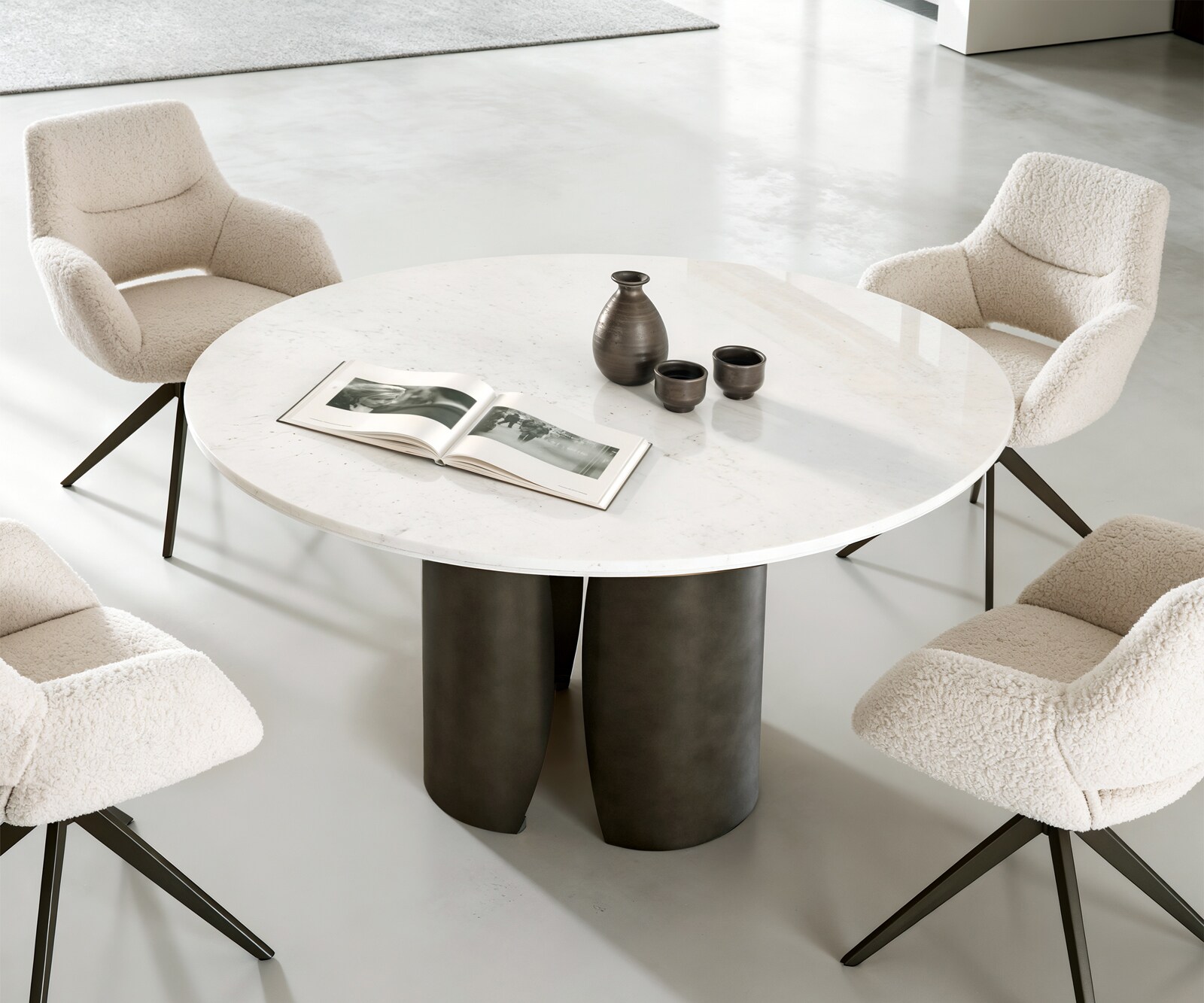 Трапезна маса Adenza Round 140x140 cm Marble White Metal Silver Fusion Finish 5