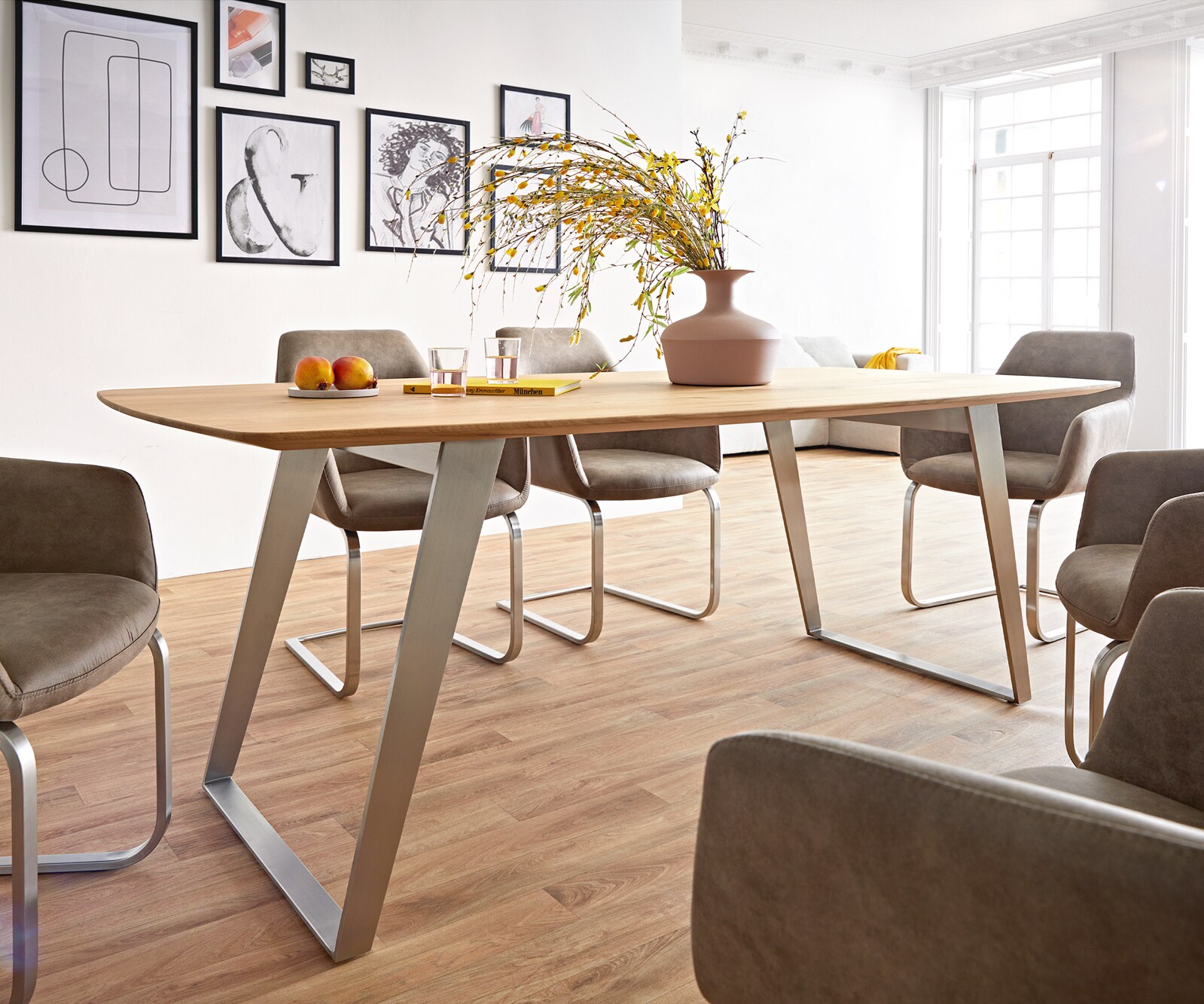 Маса Boot 200x100 Дъб Натурал Неръждаема стомана под ъгъл Швейцарски ръб Edge 1