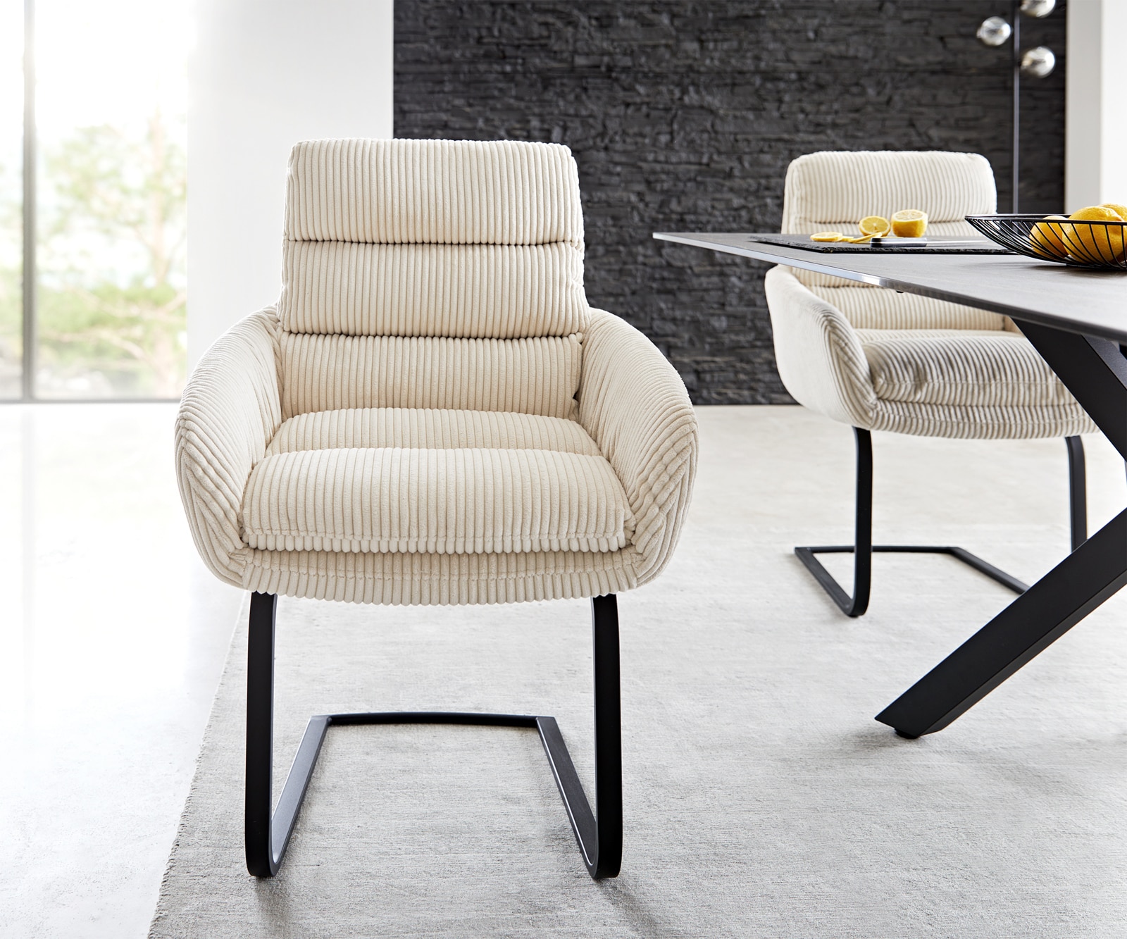 Люлеещ стол с подлакътници Корд Бежов Конзолен крак плосък Черен Abelia-Flex 1 Люлеещ стол с подлакътници Корд Бежов Конзолен крак плосък Черен Abelia-Flex 1