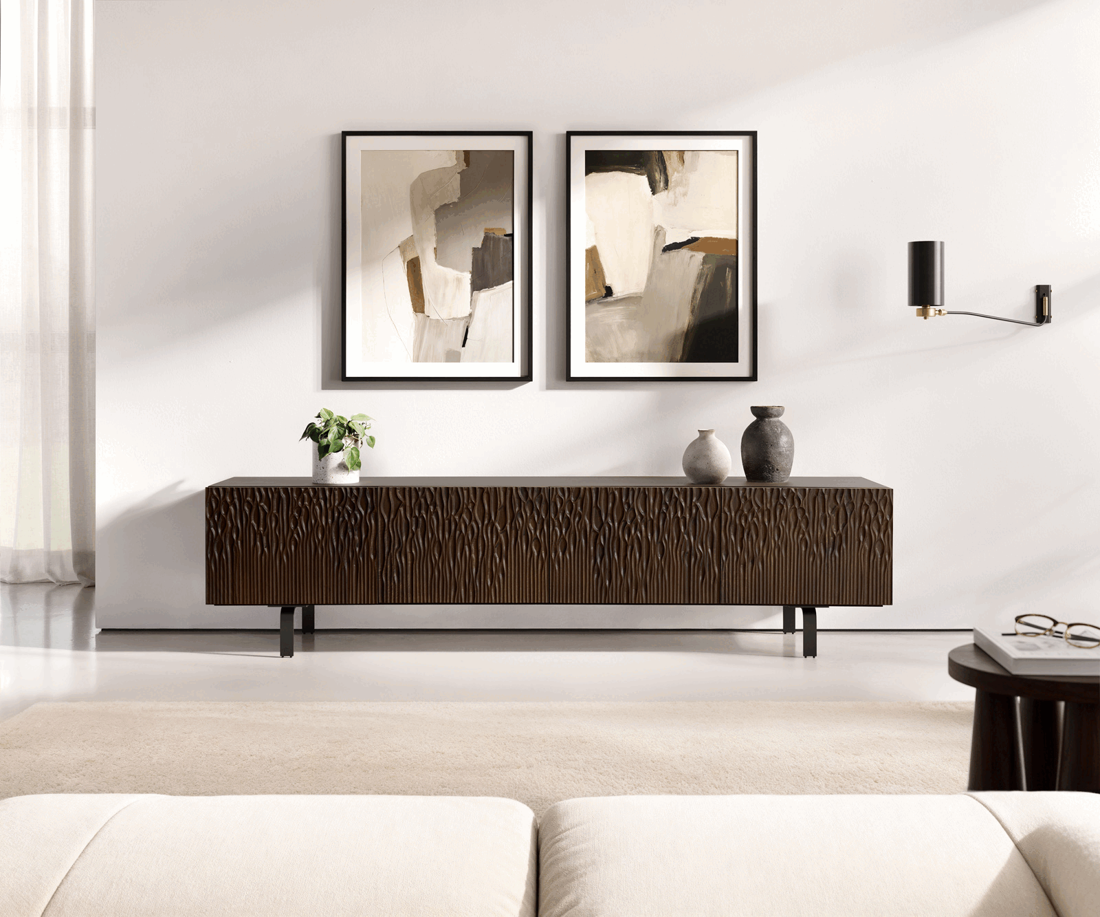 Ниска дъска Follia 200 cm манго кафяво 4 врати L-база метална черна 1