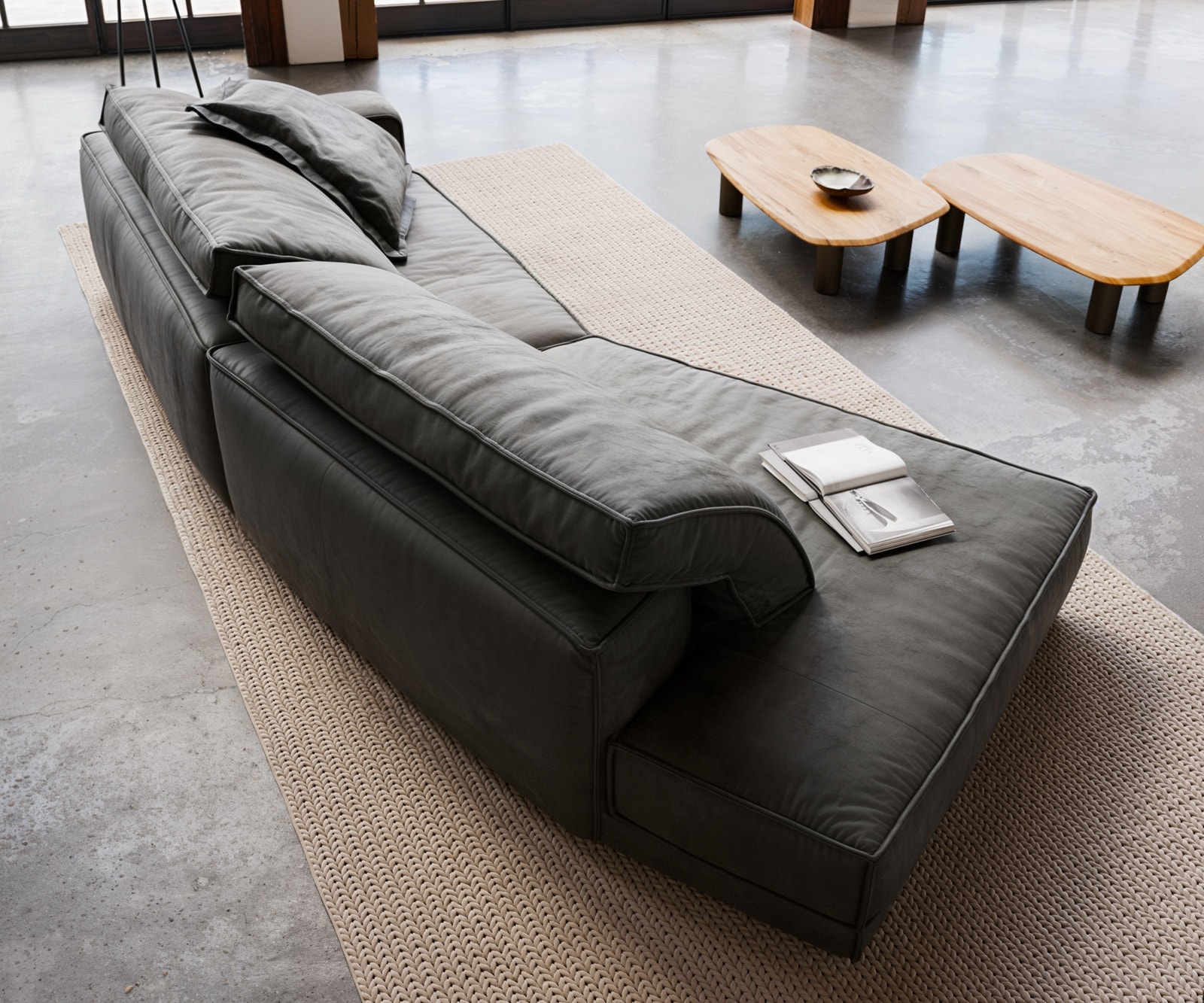 Голям диван Snoosh 400x150 cm микрофибър черен реколта Recamiere ляв 3