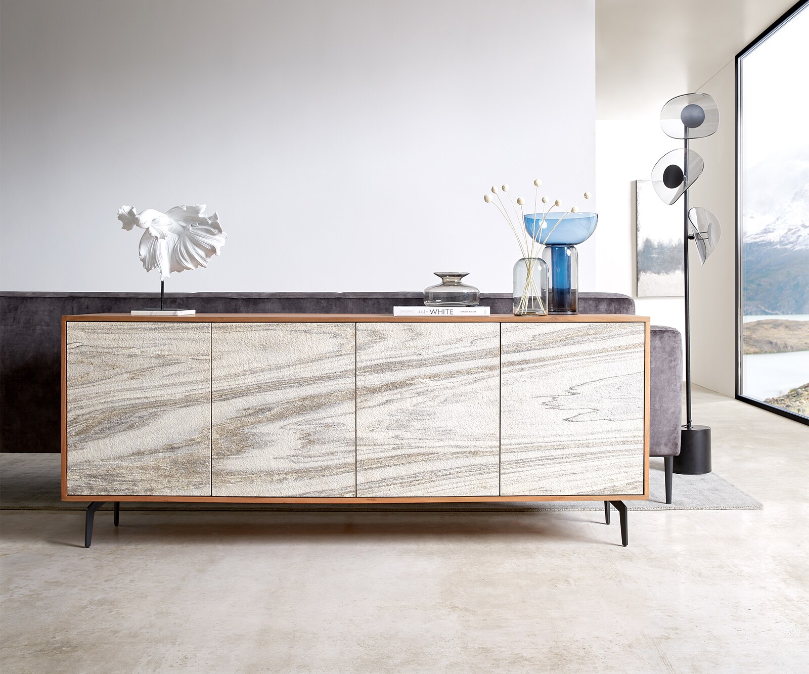 Бюфет 175 cm Акация Натурал 4 Врати винкелКрак Метал Черен Kleo 1