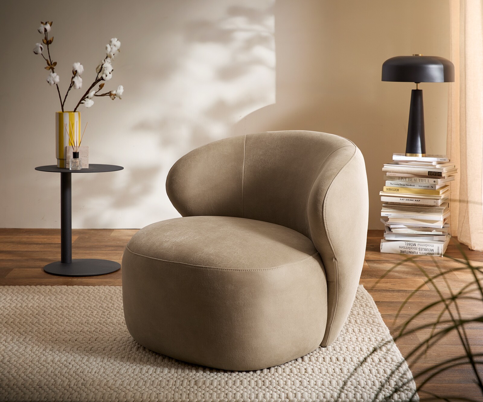 Стол за отдих Pulo 80x80 cm микрофибър бежов реколта