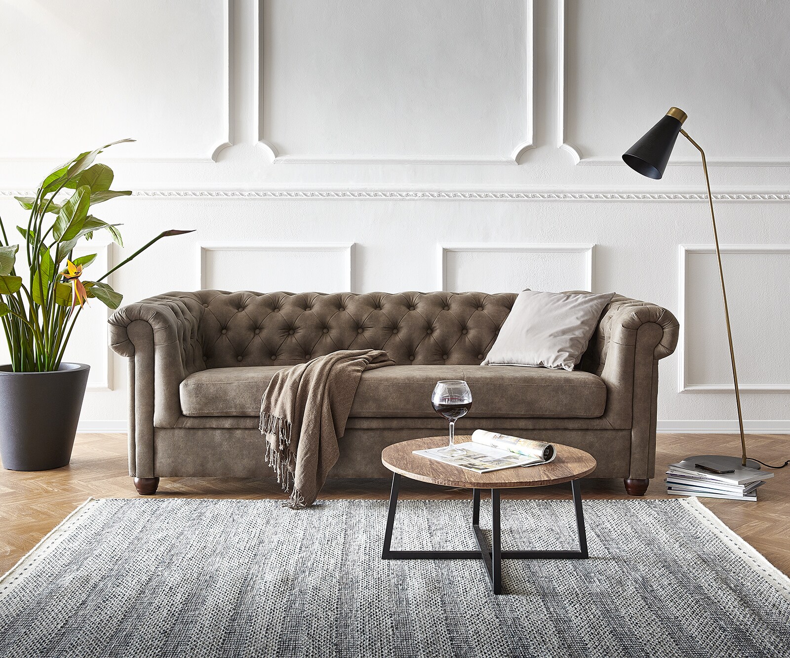 Диван Честърфийлд 3-местен 200x88 cm Vintage Taupe Couch 2