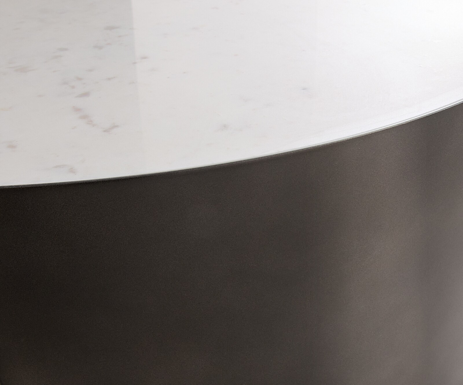 Масичка за кафе Alerio 90x90 cm Мрамор Бял Метал Черен Антик 2