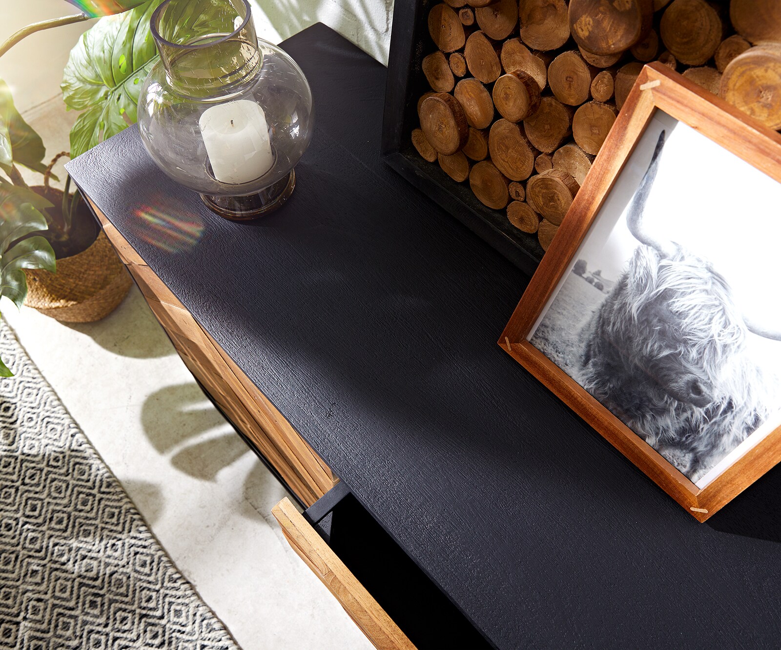 Бюфет 145 cm Манго Тик 2 Врати 3 Чекмеджета Famke 5 Бюфет 145 cm Манго Тик 2 Врати 3 Чекмеджета Famke 5