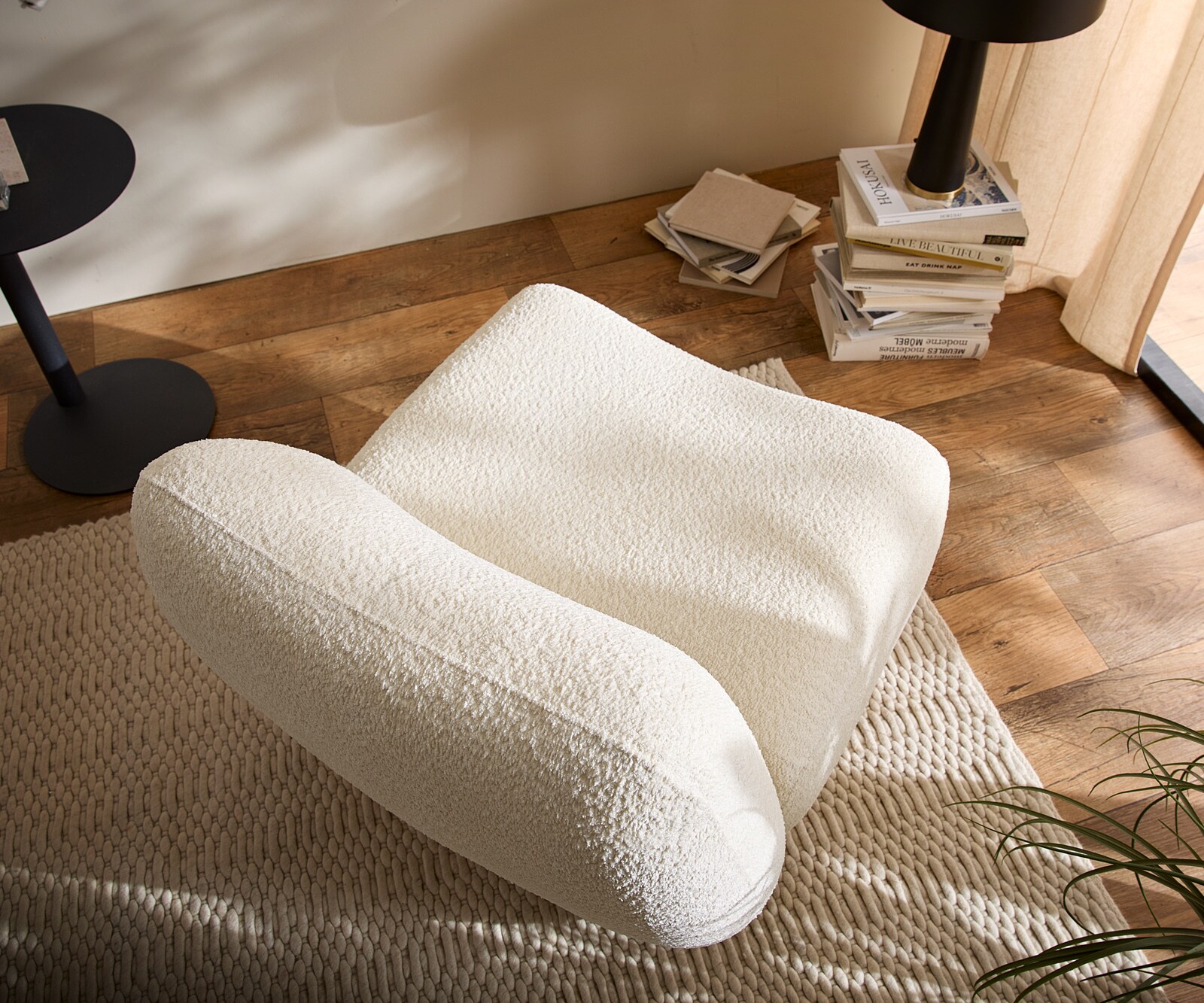 Стол за отдих Zena 75x85 cm Bouclé White 3