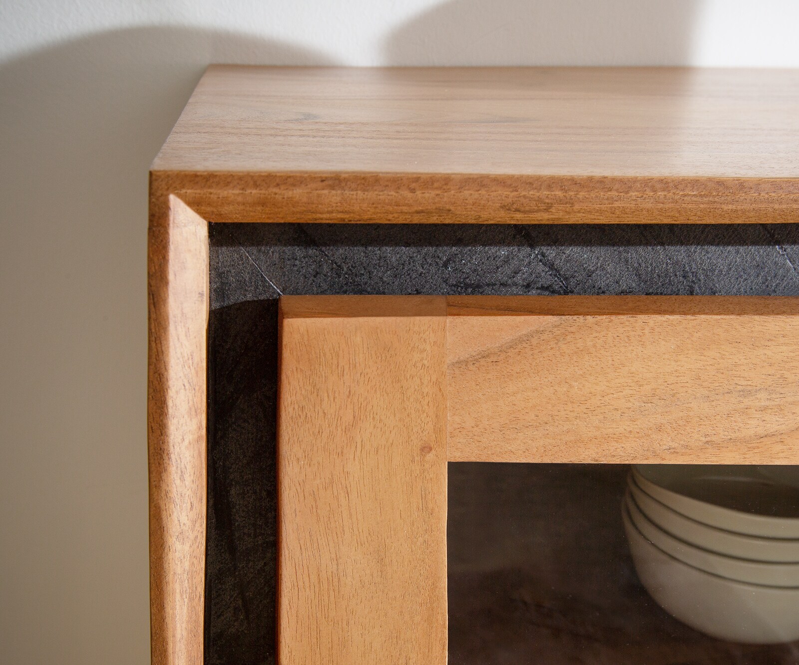 55x180 Акация Натурал 1 Врата 2 Чекмеджета каменен фурнир V-Крак Stonegrace 4  55x180 Акация Натурал 1 Врата 2 Чекмеджета каменен фурнир V-Крак Stonegrace 4