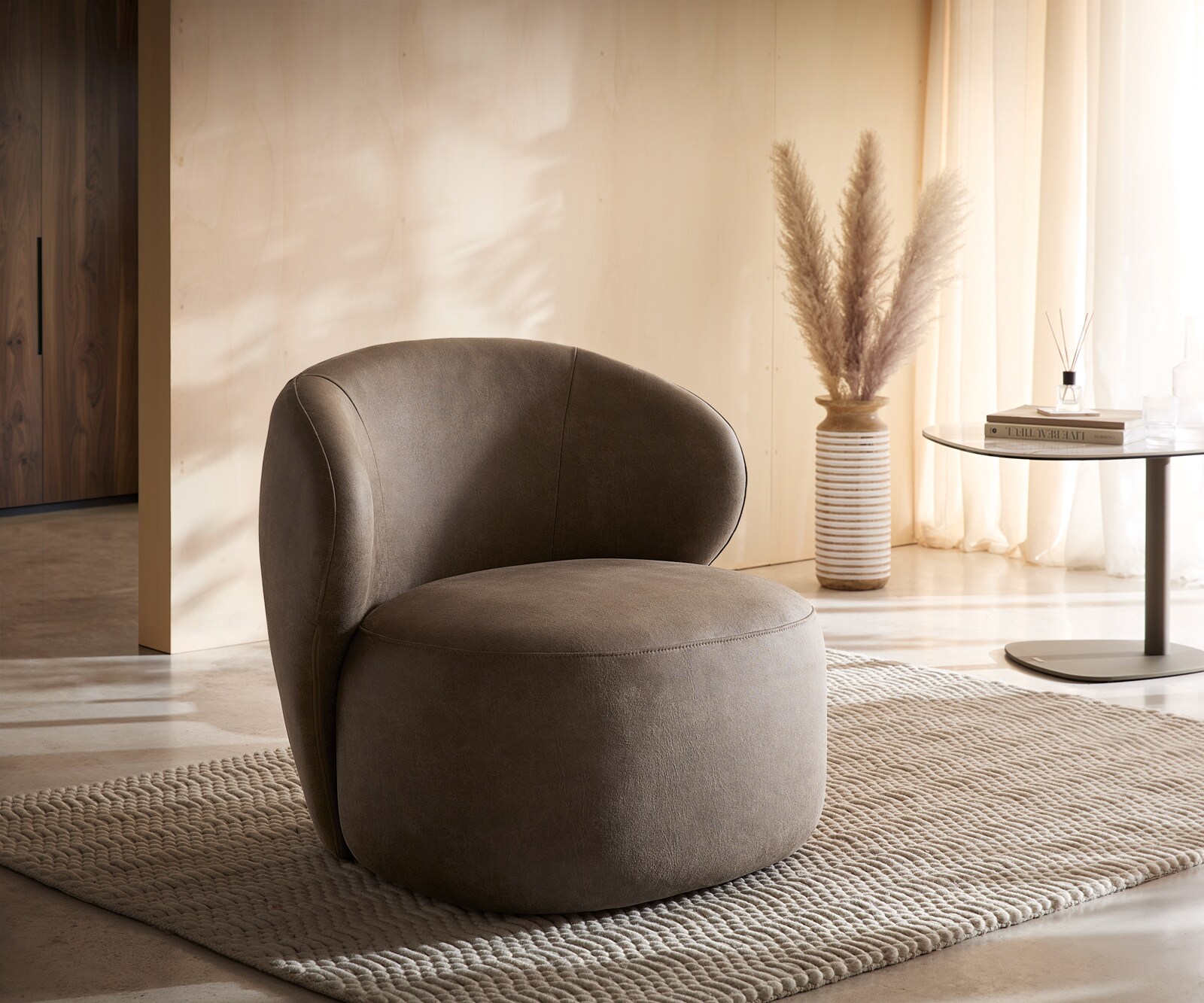 Стол за отдих Pulo 80x80 cm от микрофибър тъмно сиво vintage