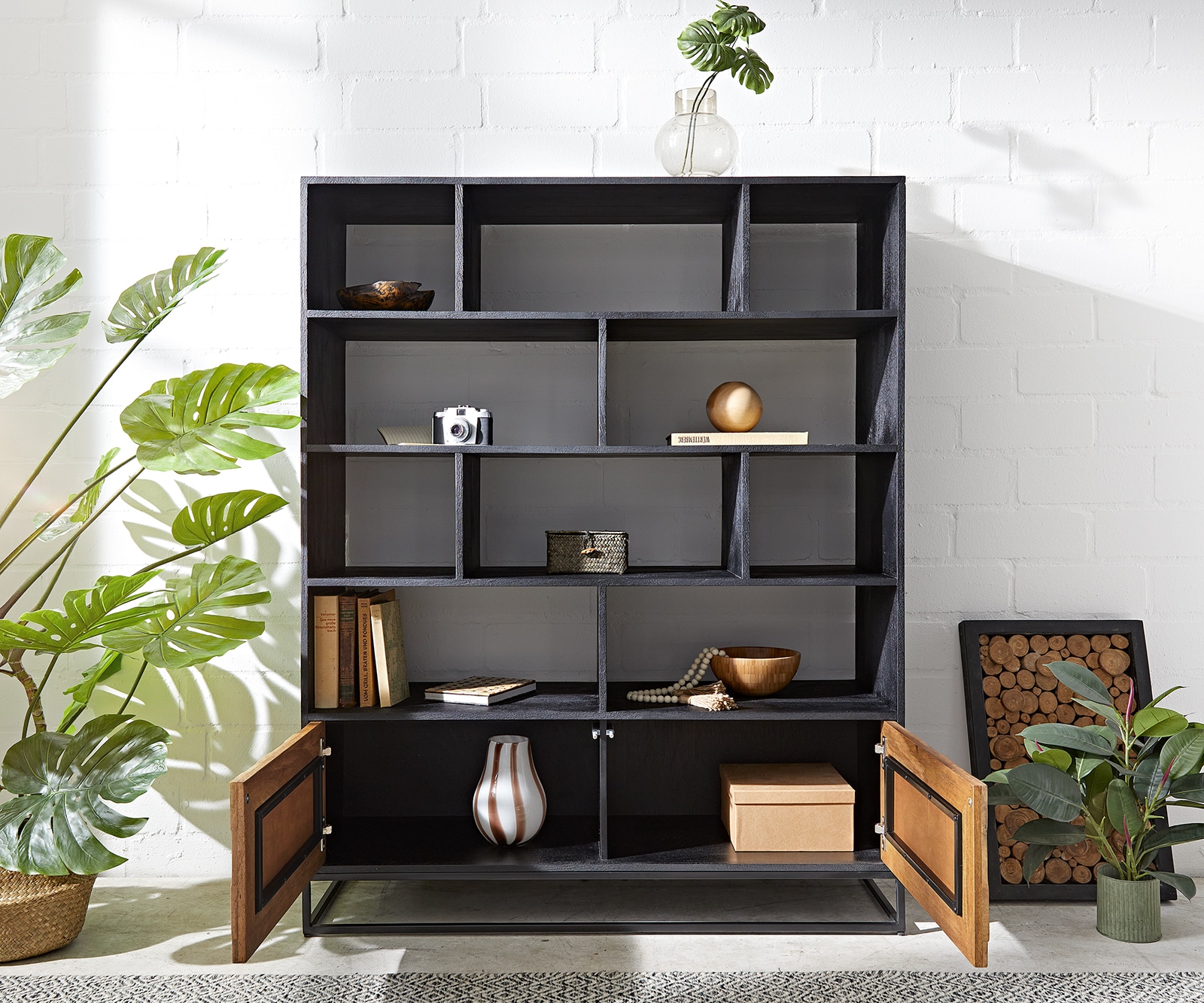 Висок шкаф 120 cm Манго Тик 10 Отделения 2 Врати Famke 3 Висок шкаф 120 cm Манго Тик 10 Отделения 2 Врати Famke 3