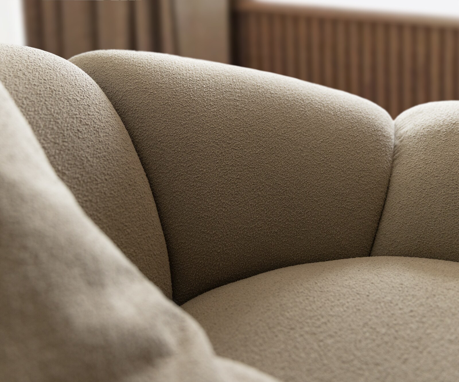 Голям диван Lunna 360x175 cm fine bouclé taupe 2 възглавници 4