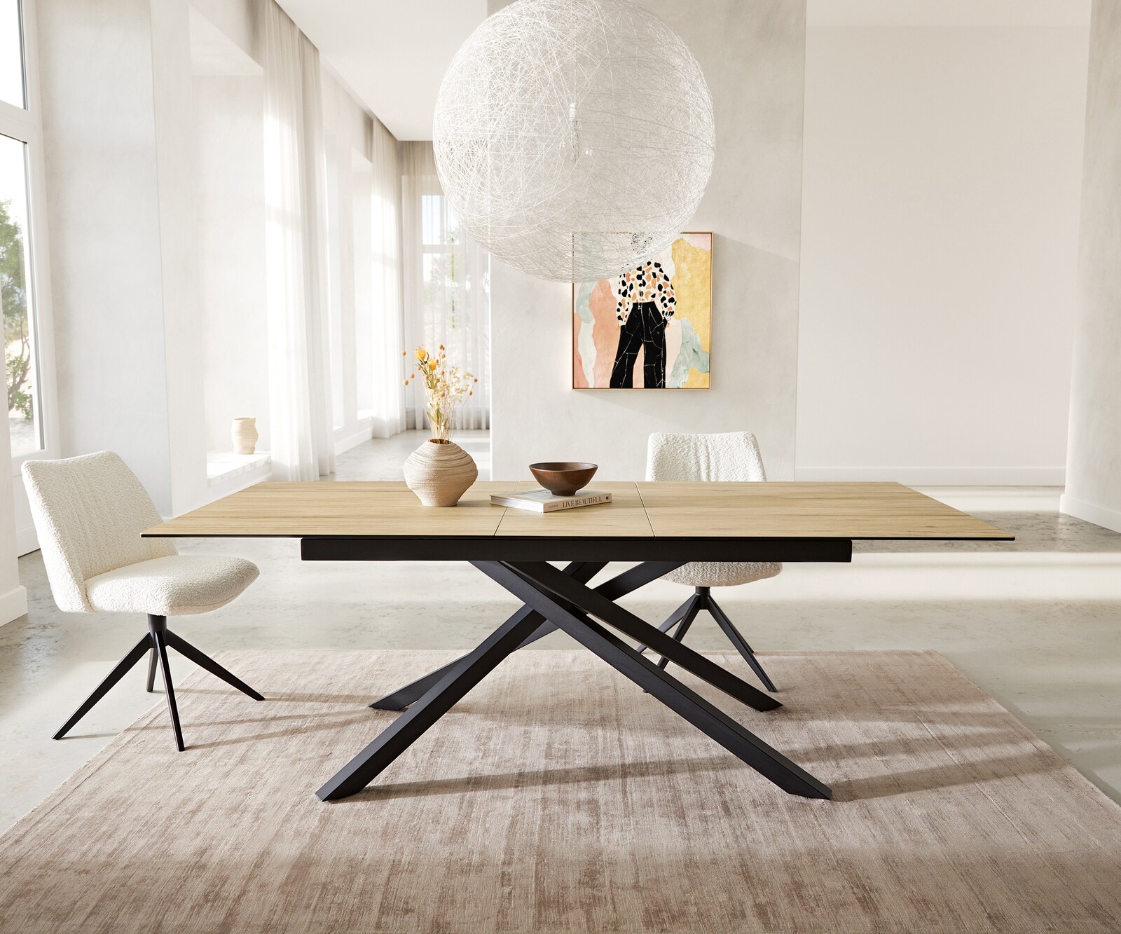 Разтегателна трапезна маса Edge 180-220х100 см Керамика Laminam® Sabbia цвят Дъб Кръсртовидна основа Черен цвят 1