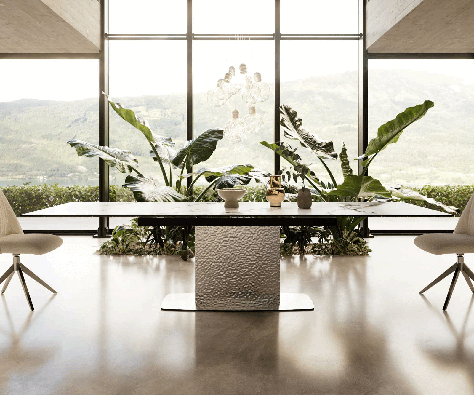 Разтегателна трапезна маса Edge 200-300x100 см Керамика Calacatta Luxe Бял-Злато-Сив Един крак Стоманена основа Сребристосива  1
