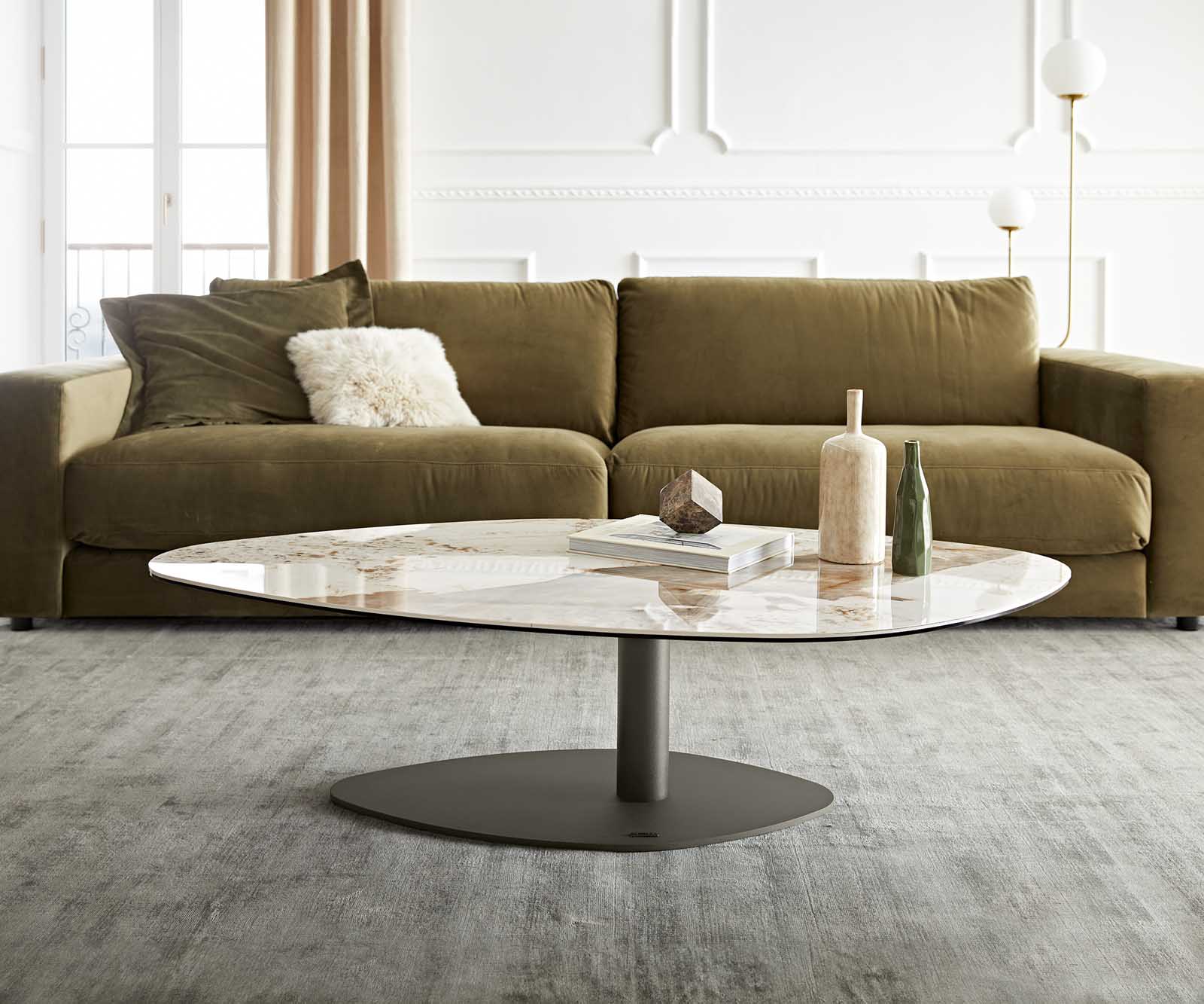 Холна маса 140x80 cm Керамика Minas Melange бял-бежов Основа Ефектен финиш Titan Vibana 1 Холна маса 140x80 cm Керамика Minas Melange бял-бежов Основа Ефектен финиш Titan Vibana 1