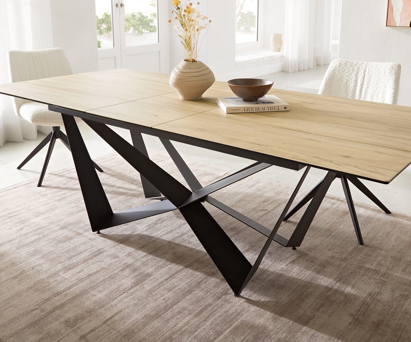 Разтегателна трапезна маса Edge 180-220х100 см Керамика Laminam® Sabbia Цвят Дъб Основа стомана тип Spider Черен цвят 6