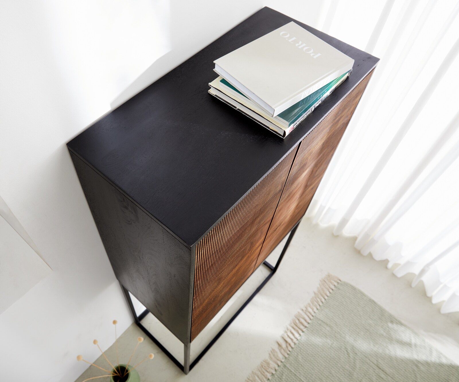 Висок шкаф 80x150 cm Шийшам Натурал Манго Черен Метал Черен 2 Врати Vaag 3 Висок шкаф 80x150 cm Шийшам Натурал Манго Черен Метал Черен 2 Врати Vaag 3