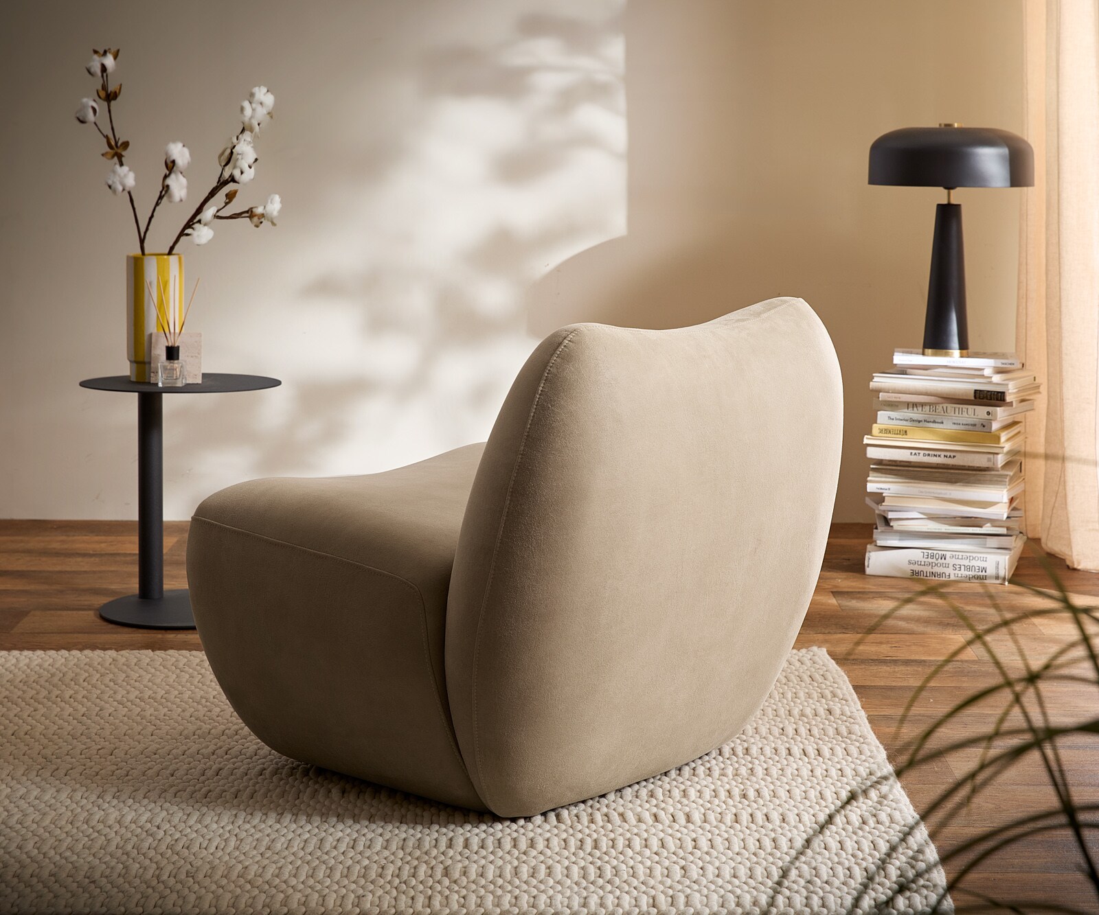 Стол за отдих Zena 75x85 cm микрофибър бежов реколта 4