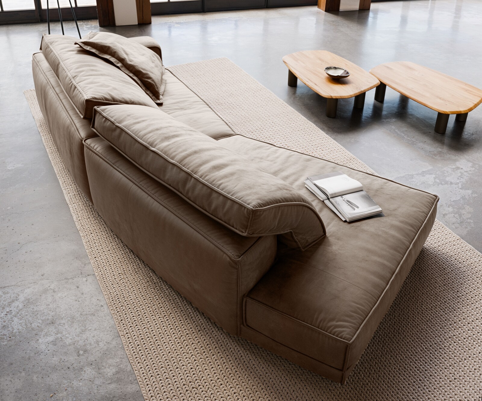 Голям диван Snoosh 400x150 cm микрофибърна кал реколта рекамиер ляво 3