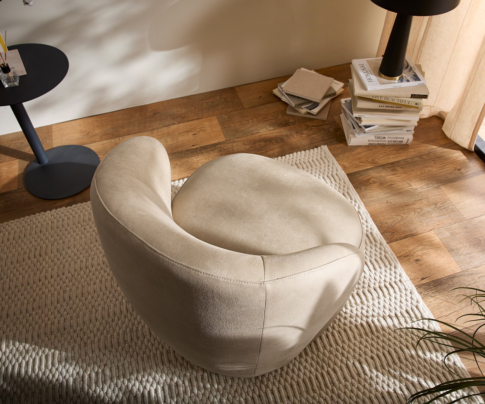 Стол за отдих Pulo 80x80 cm микрофибър бежов реколта 4