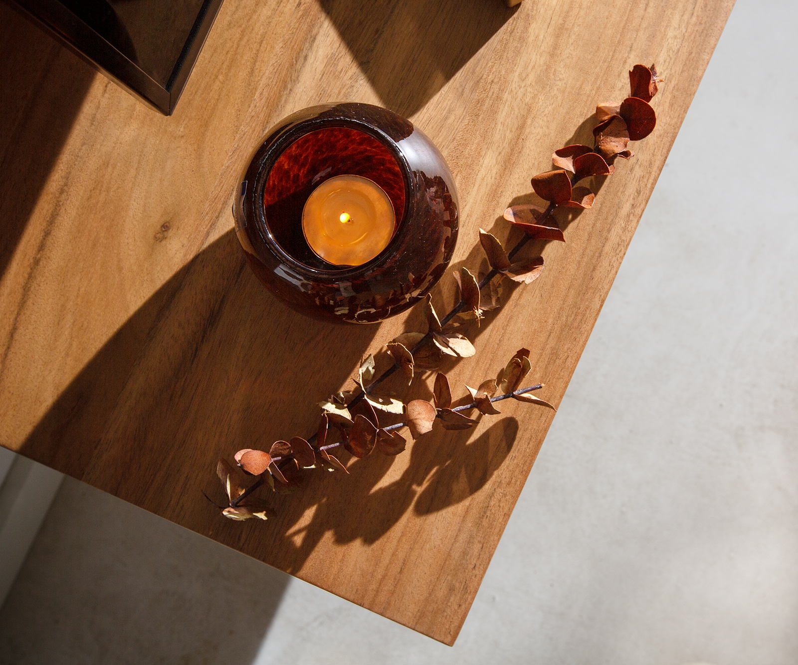 Нисък шкаф 145 cm Акация Натурал 3 Врати каменен фурнир V-Крак Stonegrace 3 Нисък шкаф 145 cm Акация Натурал 3 Врати каменен фурнир V-Крак Stonegrace 3