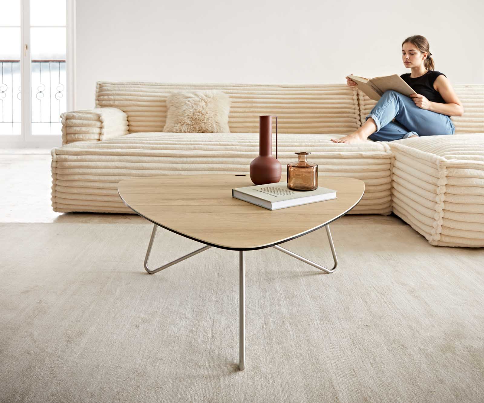 Холна маса 88x85 cm Керамика Laminam® Sabbia Дъбов цвят Метални огънати крака, кръгли Неръждаема стомана Ekrem 1