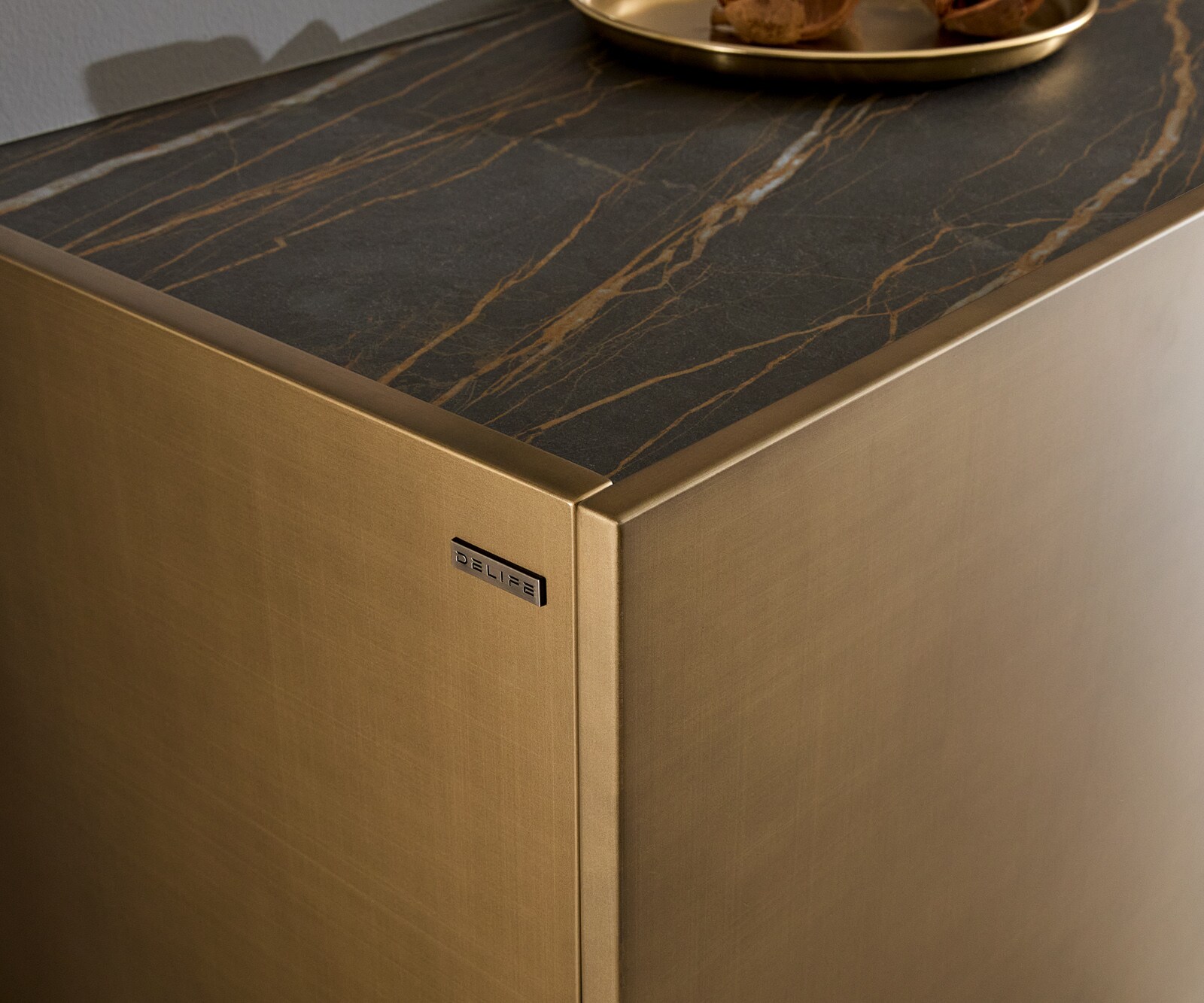 Шкаф Kazu 220 cm Metallic Gold 4 врати Ceramic Laminam®Noir Desir Brown 4