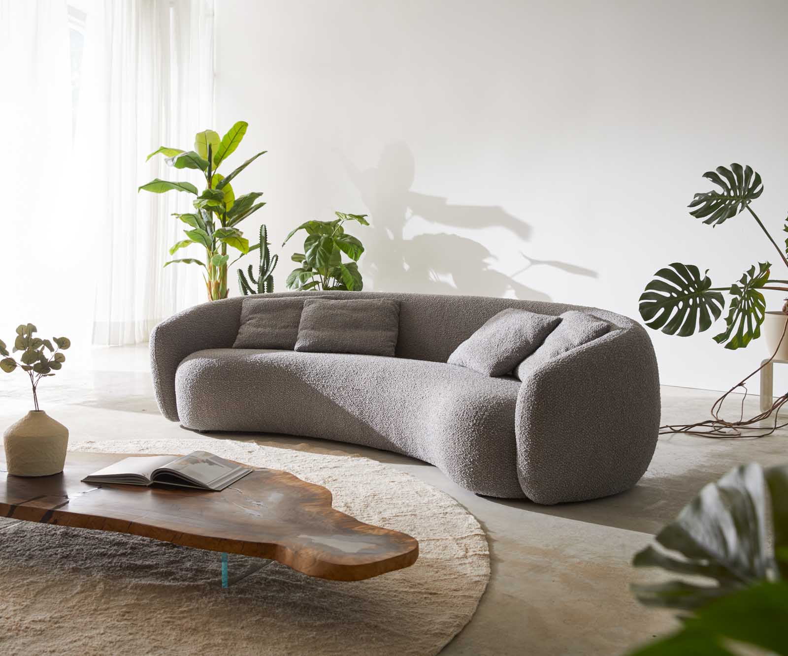 3-местен диван Larna 260x120 cm Bouclé сребристо-сиво