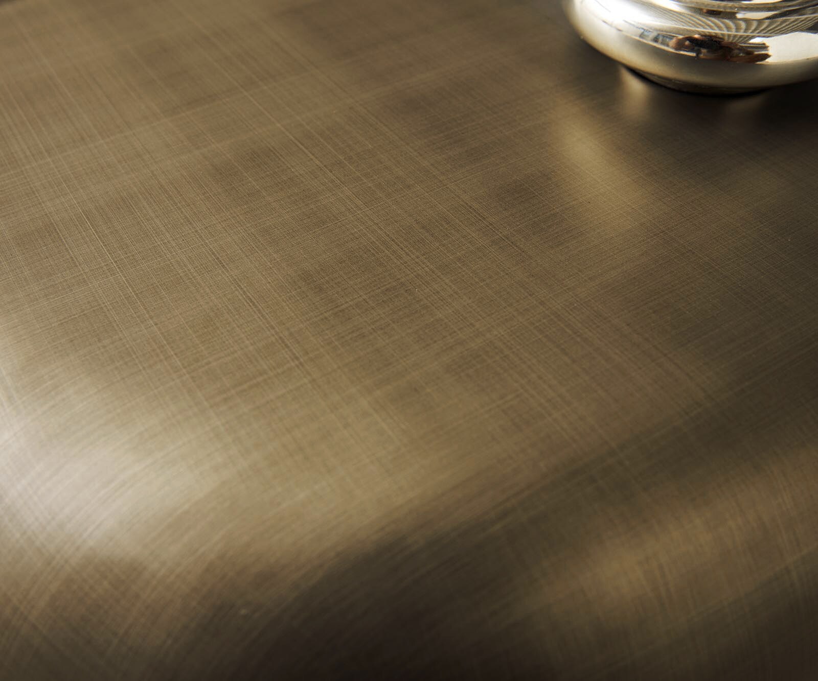 Масичка за кафе Caramia 65x55 cm, златист металик 3