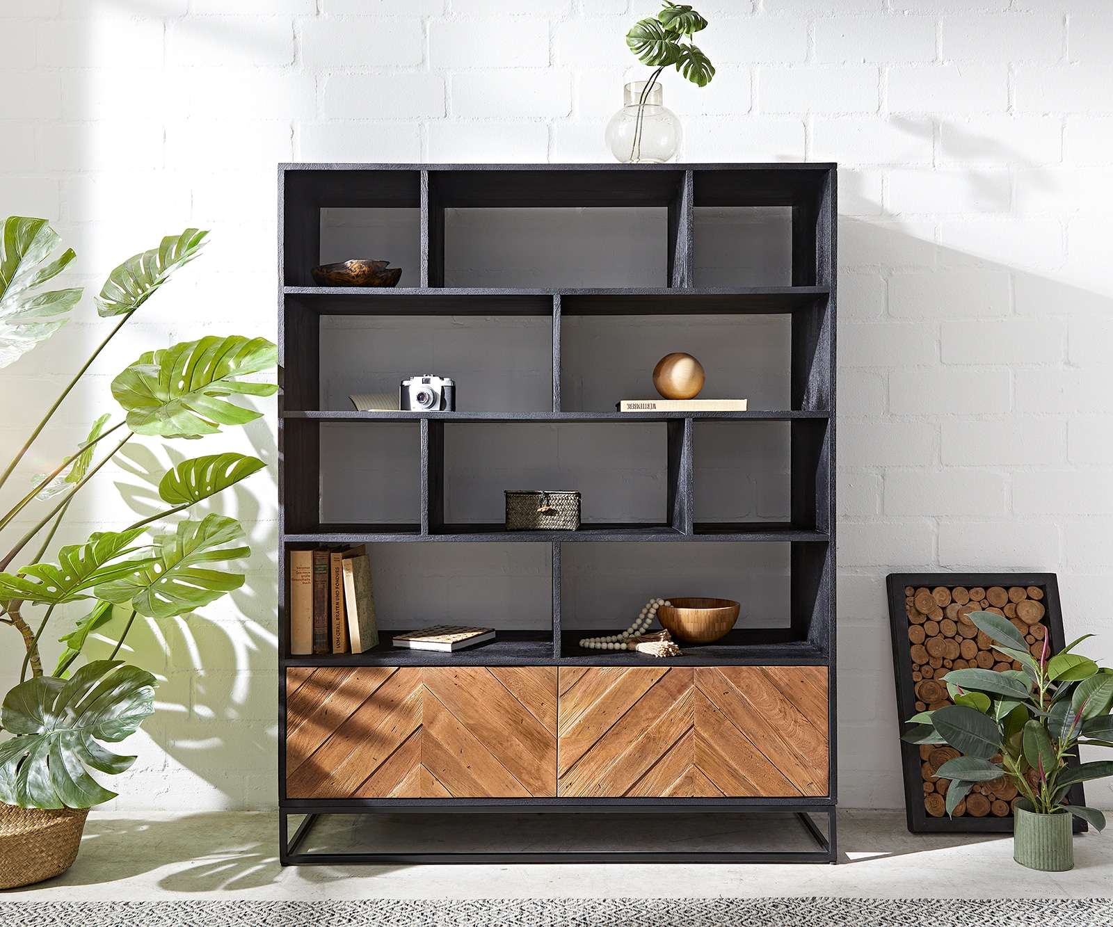 Висок шкаф 120 cm Манго Тик 10 Отделения 2 Врати Famke 1 Висок шкаф 120 cm Манго Тик 10 Отделения 2 Врати Famke 1