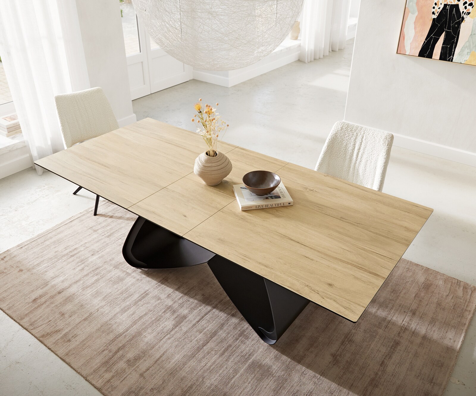 Разтегателна трапезна маса Edge 180-220х100 см Керамика Laminam® Sabbia цвят Дъб W-образна основа Черен 3