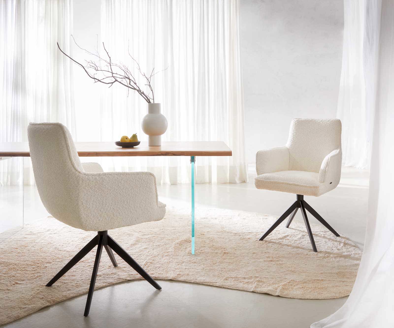 Врътящ се стол с подлакътници Букле Бял Конус крак плосък Черен 360° въртящ се Покет пружина Heira-Flex 6 Врътящ се стол с подлакътници Букле Бял Конус крак плосък Черен 360° въртящ се Покет пружина Heira-Flex 6