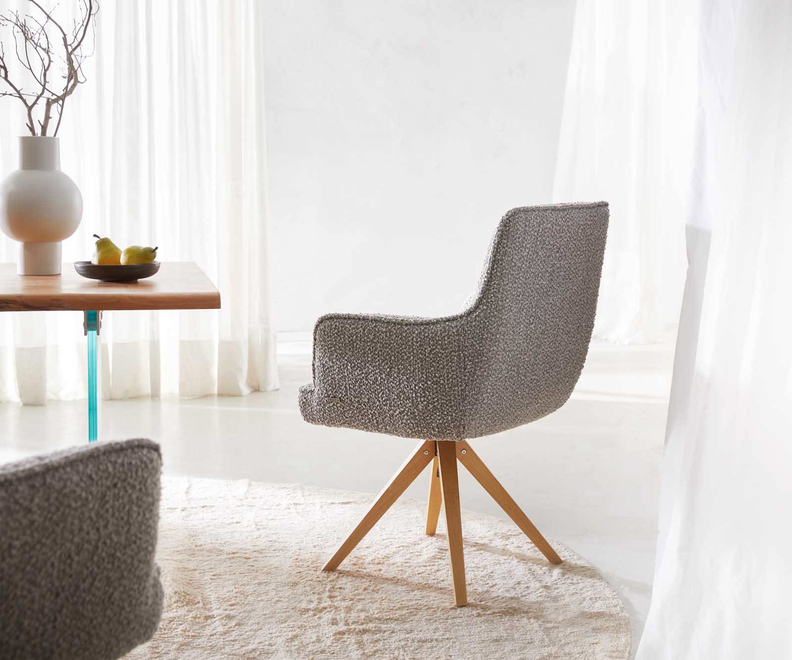 Врътящ се стол с подлакътници Букле СребристСив Дървена рамка  Натурал 180° въртящ се Покет пружина Heira-Flex 4 Врътящ се стол с подлакътници Букле СребристСив Дървена рамка  Натурал 180° въртящ се Покет пружина Heira-Flex 4