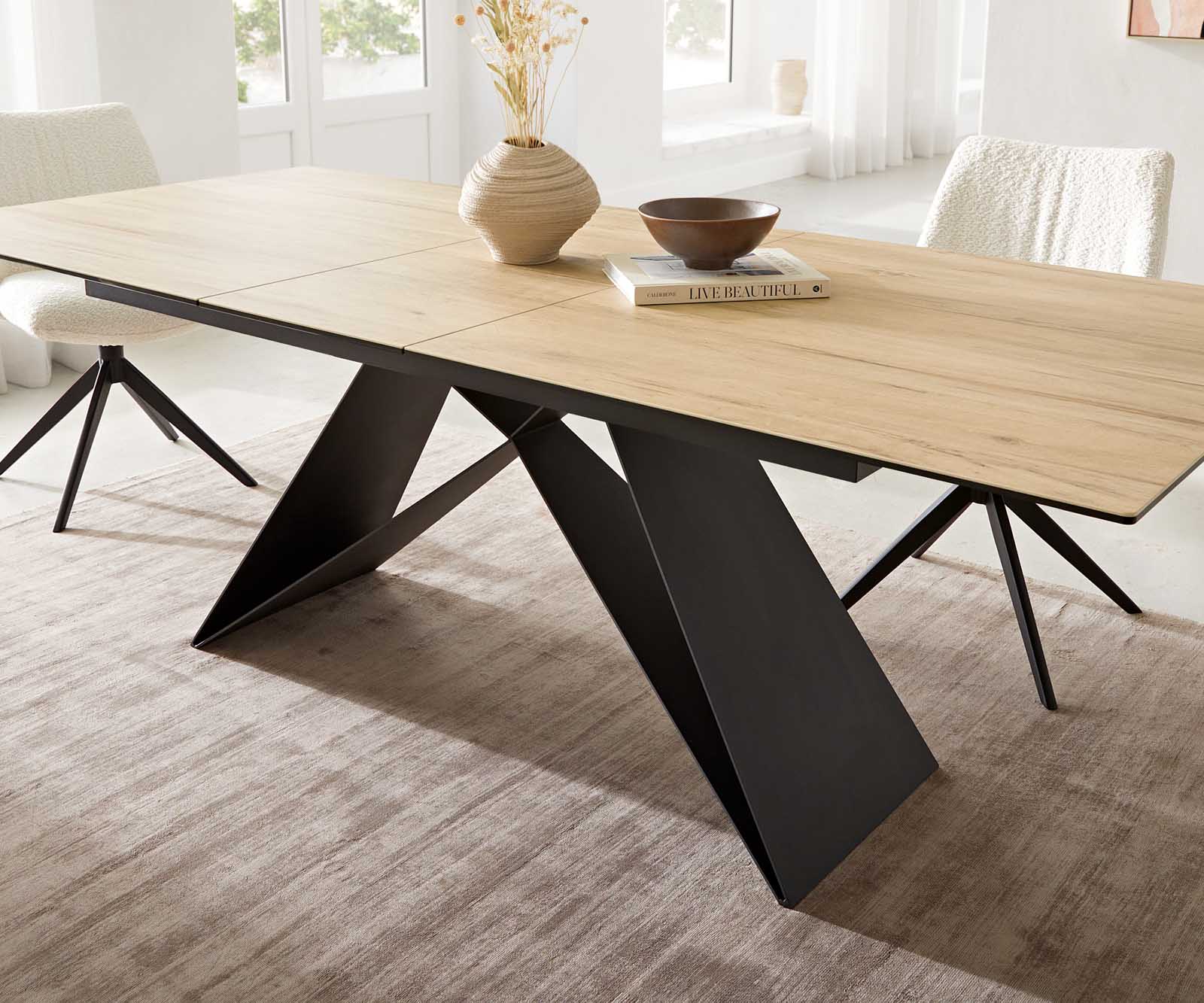 Маса 180-220x100 Keramik Laminam® Sabbia Дъбцвят V-Рамка плоска стомана Черен разтегателна Edge 5