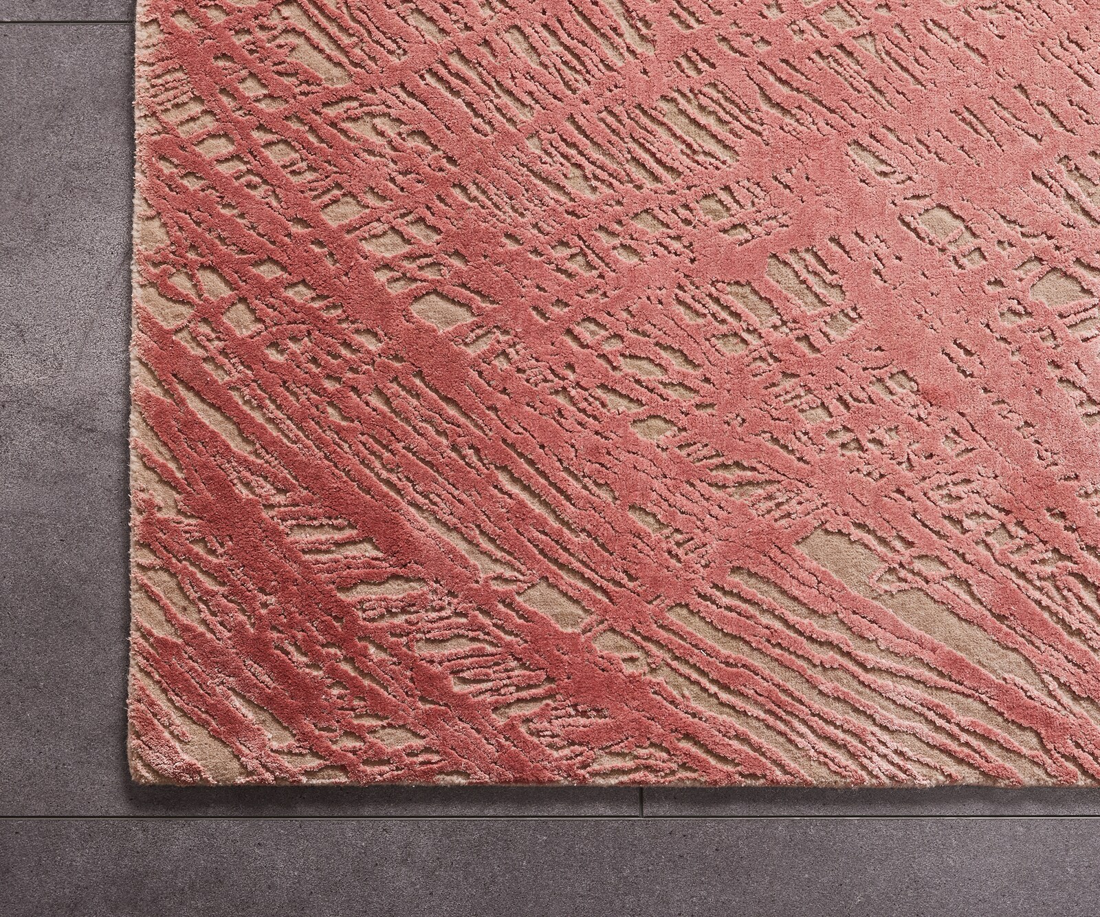 Ръчно изплетен килим Free Verse 240x300 cm Червено от Jaipur Rugs 3