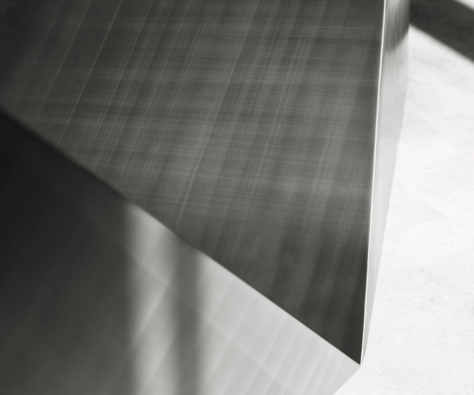 Edge Овална маса за хранене 280x130x2,5 Естествен дъб Prisma Metallic Silver Flow-Edge 5
